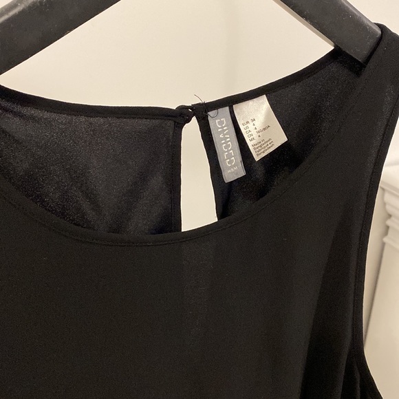 Black asymmetric blouse - Picture 2 of 4